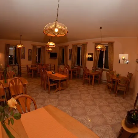 Pensjonat Relax House 3*